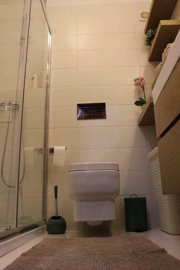 Portoshelter Apartment Bagian luar foto
