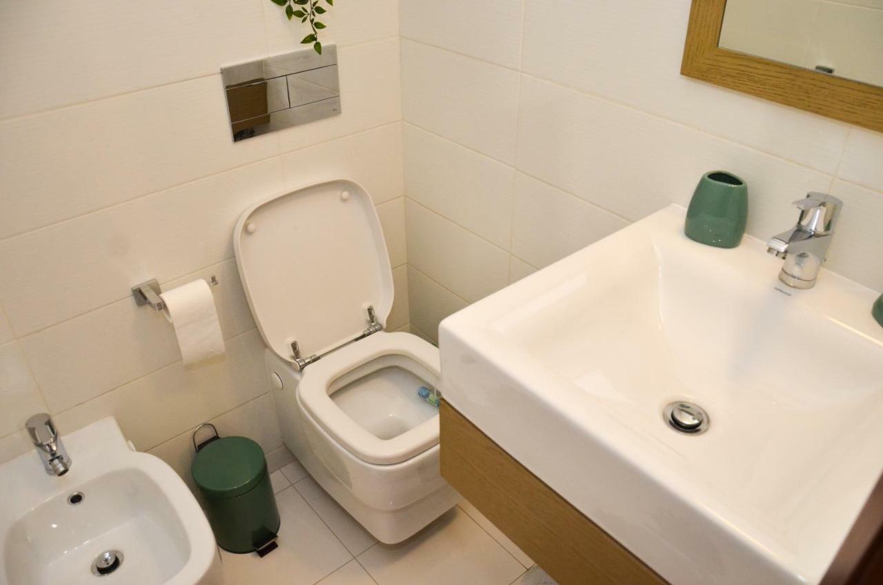 Portoshelter Apartment Bagian luar foto